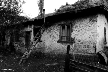 Huzurun dibine vurmak