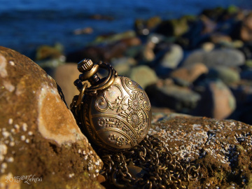 Köstekli Saat  ve Trabzon sahili