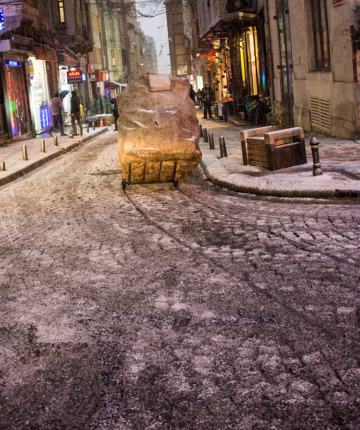 Galata'da Kar