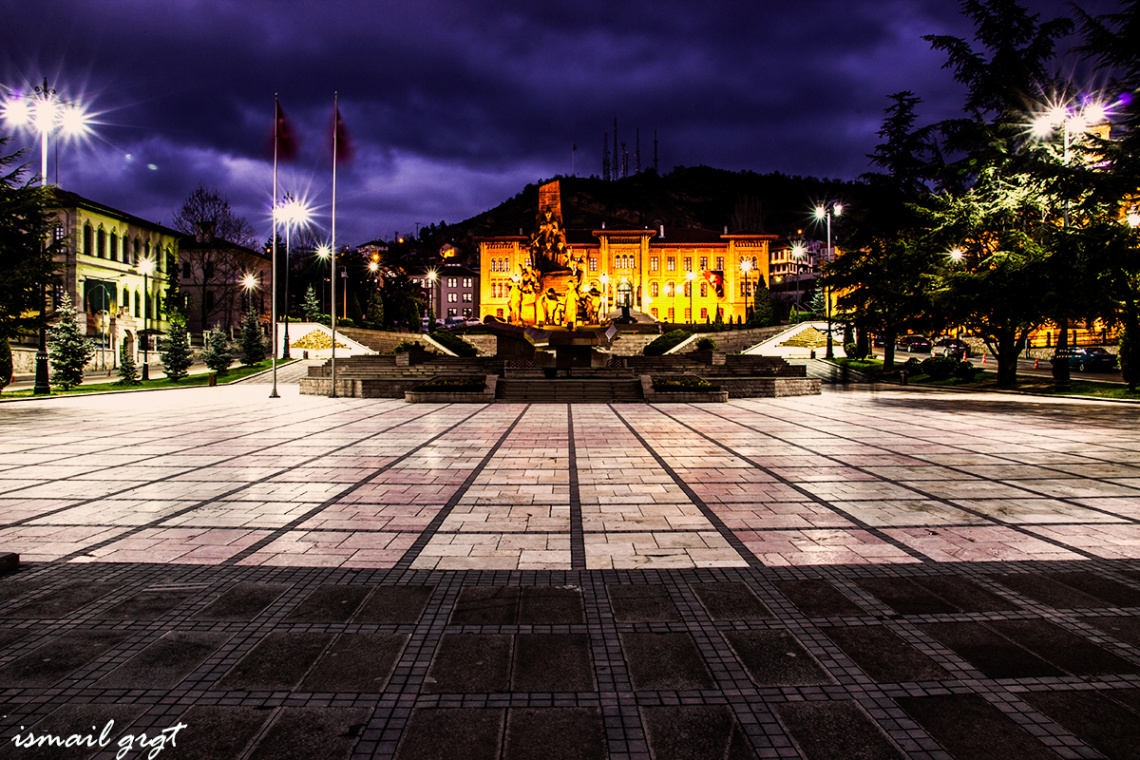 Kastamonu Cumhuriyet Meydanı..