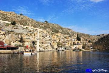 Urfa - Halfeti Batık kent