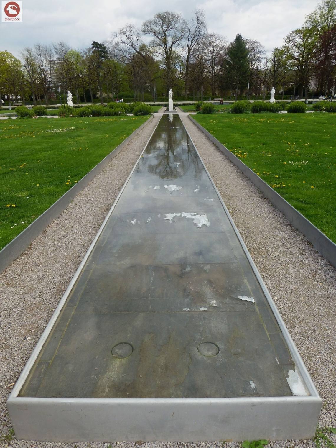 Schlossplatz Karlsruhe