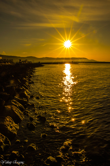 GÜNEŞDEN GÜNEŞLER