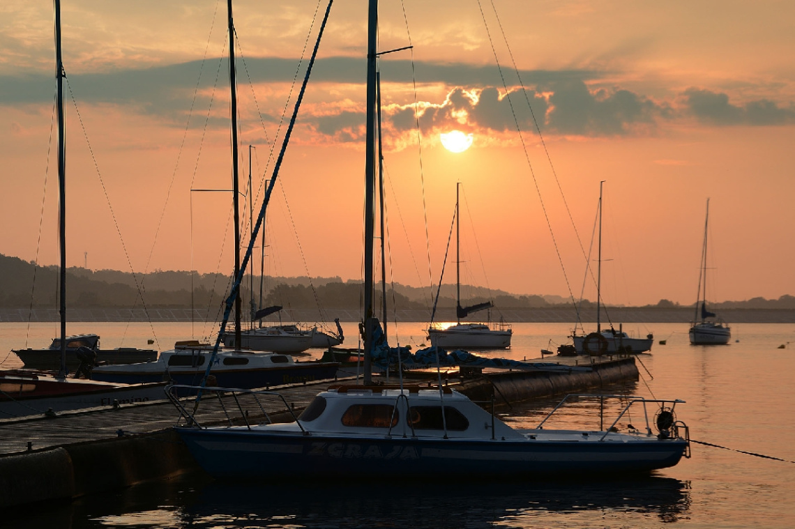 ...sunrise in the marina