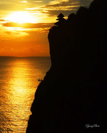 Pure Ulu Watu