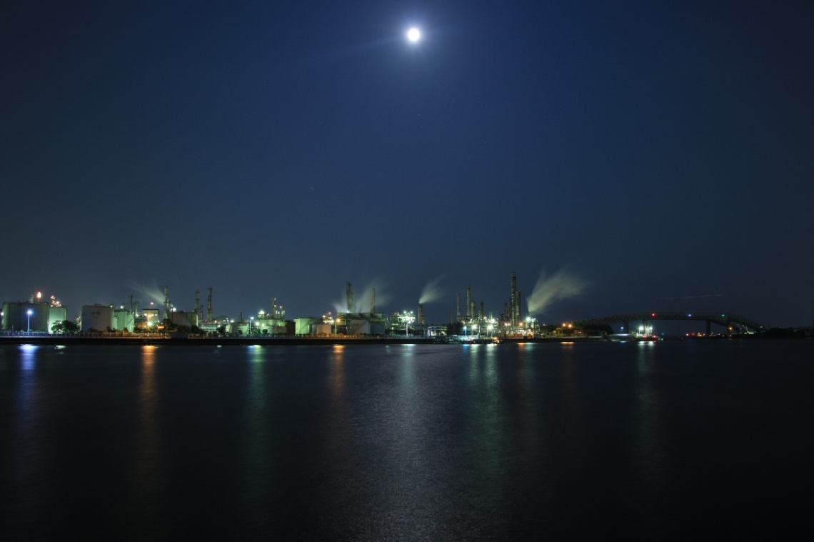 night sea