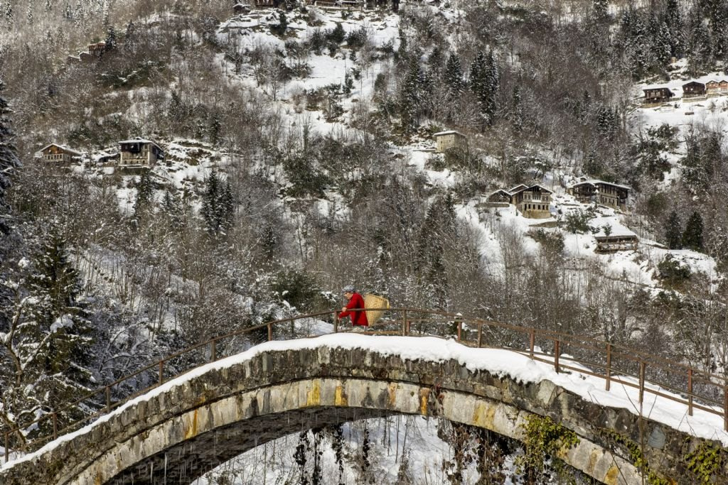 sislidir,karlıdır karadeniz dagları