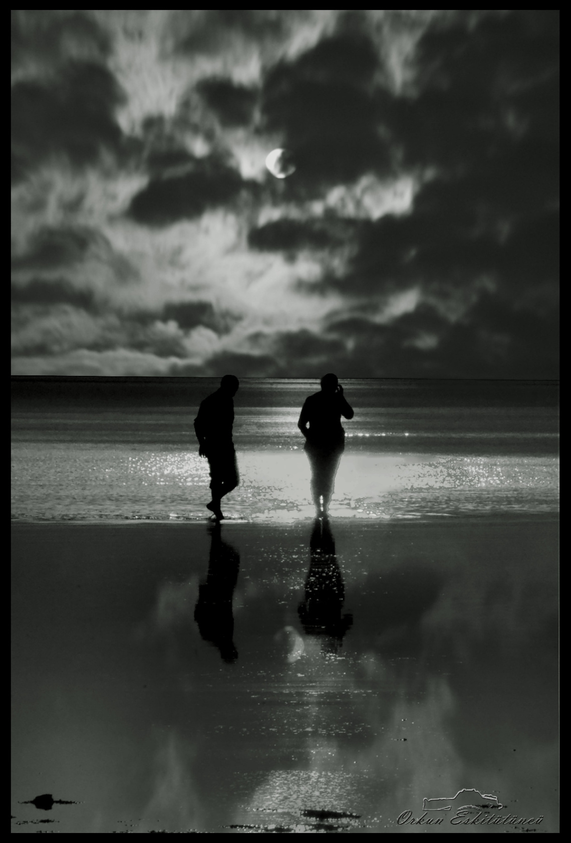 Monochrome