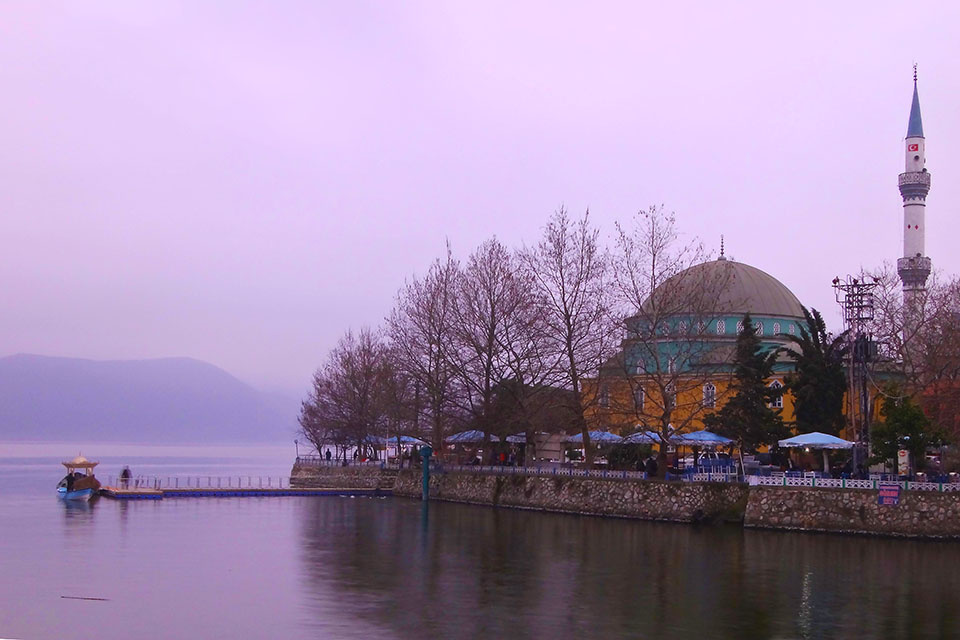Gölyazı