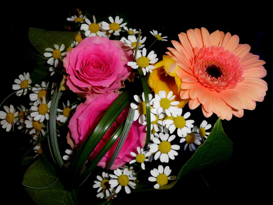BLUMENSTRAUSS