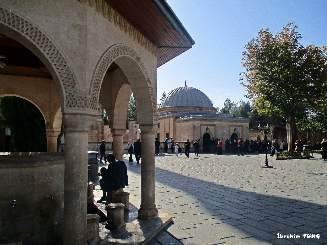 Veysel Karani Hazretleri Türbesi / SİİRT