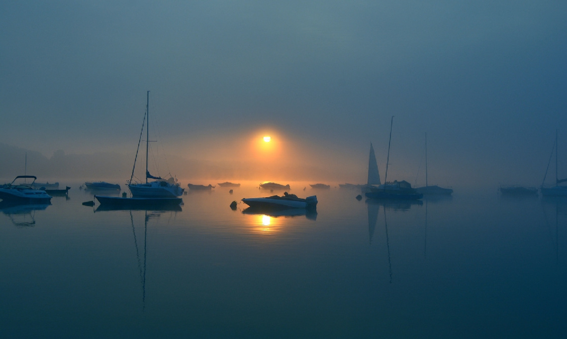 Mist by the lake