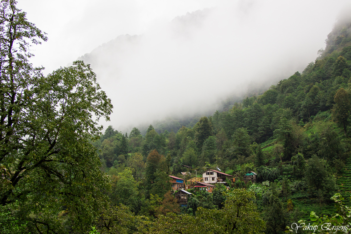 DUMANLI DAĞLAR