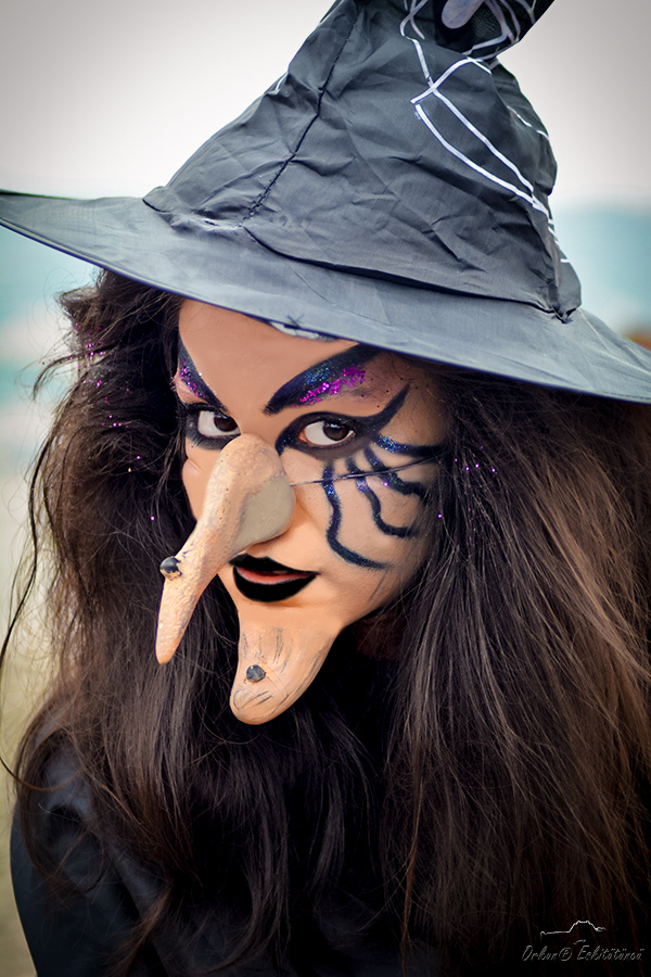 Cadı - Witch