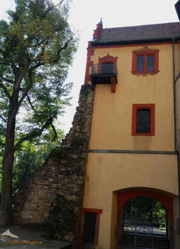 Teilansicht der Karlsburg