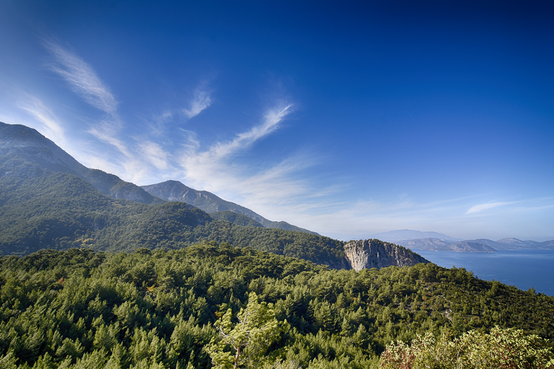Dilek Yarımadası (arkada Samos)