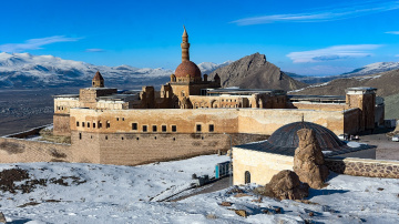 İshakpaşa Sarayı.D.BEYAZIT.