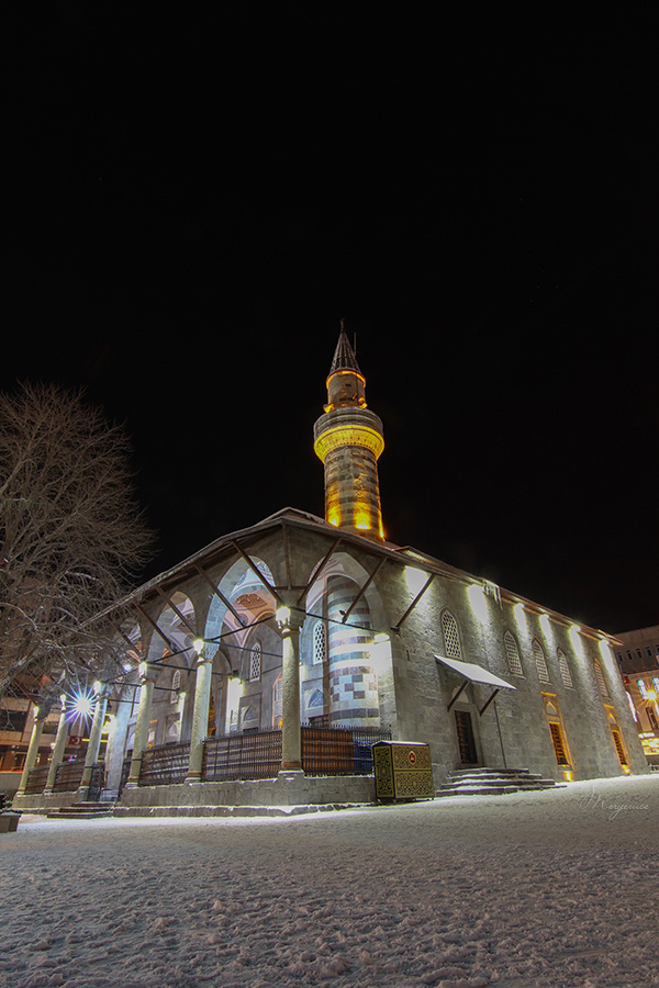 Erzurum Lala Paşa Camii