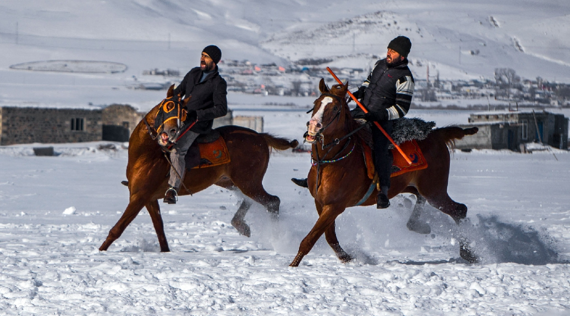 Cirit Oyunu. KARS.