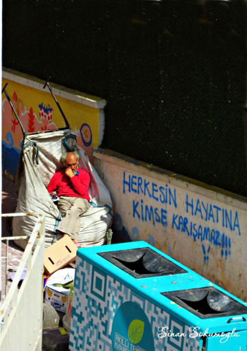 HERKESİN HAYATINA KİMSE KARIŞAMAZ