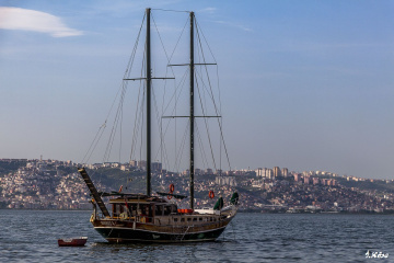  Yalnız Yat