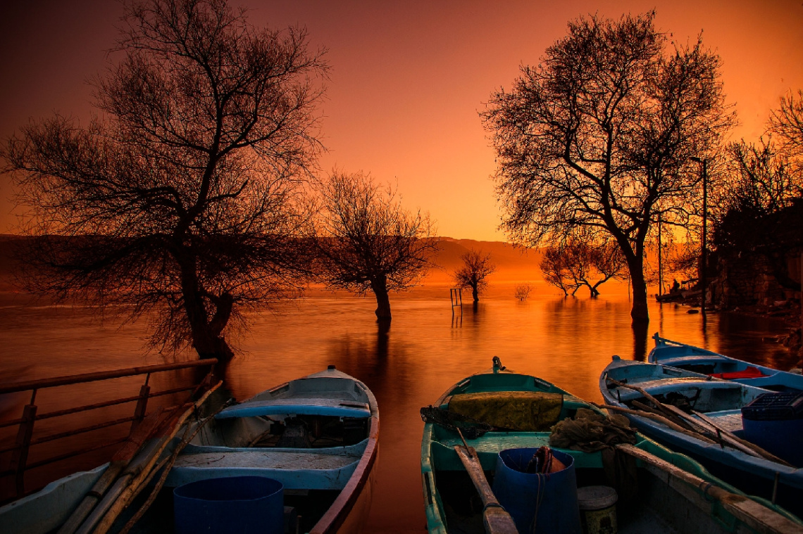 Bir Gölyazı Akşamı