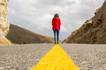 GİTMEK YÜREK İSTER