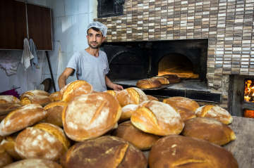 Emek en yüce değer, ekmek en kutsal nimettir. 