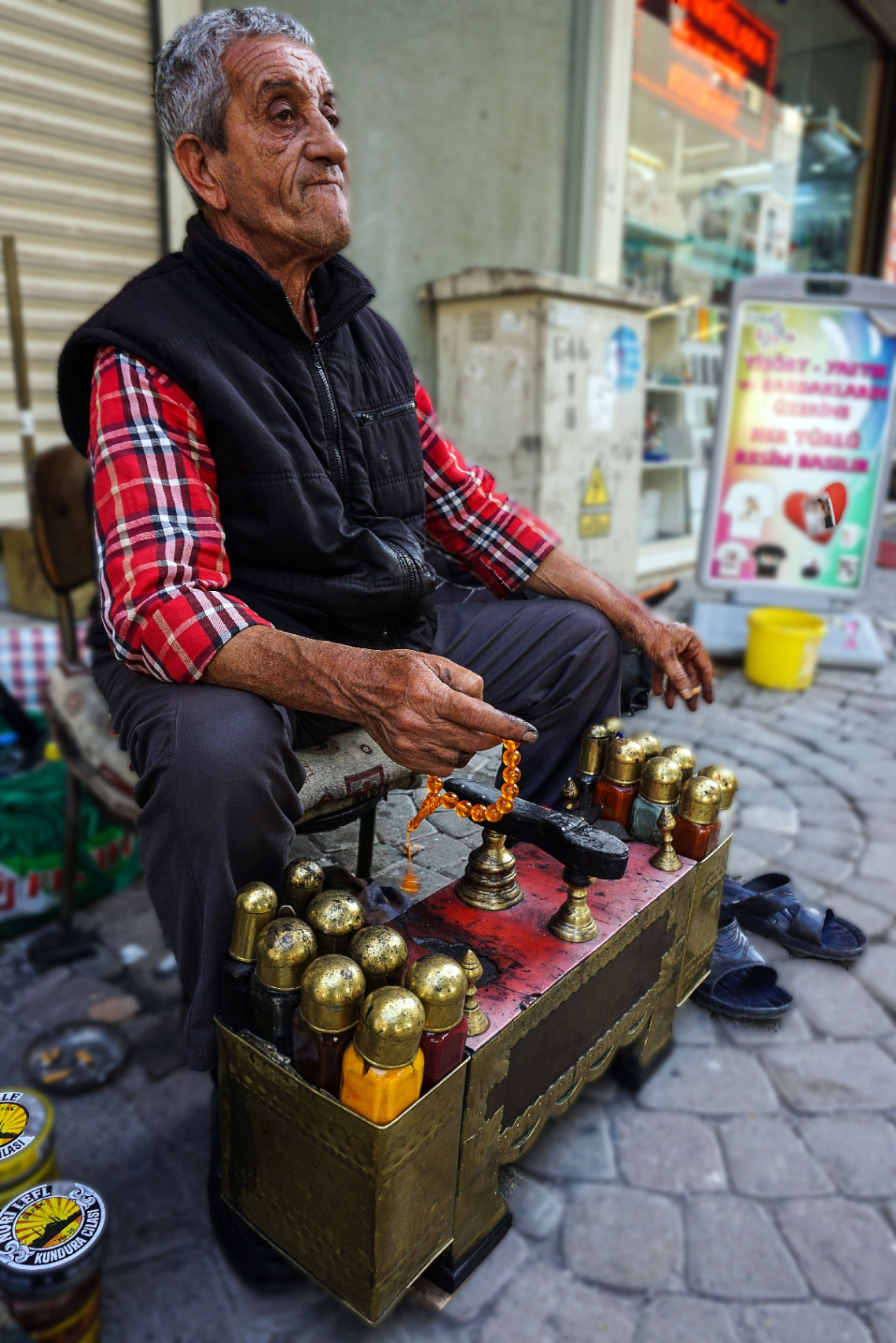 Boyacı Yaşar. Konak/İZMİR.