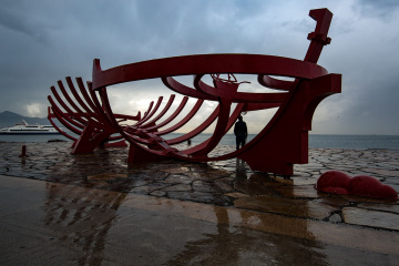 Bir Sonbahar Akşamında Konak.İzmir.