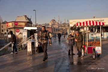 Eminönünde Sabah...