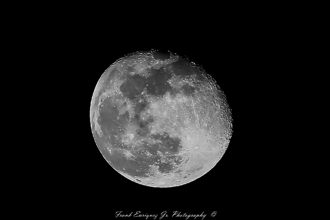 A TUCSON ARIZONA FULL MOON