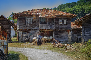 Çakallar Köyü'nden