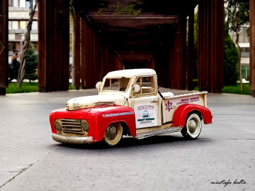 Miniciks Hayatlar  1948 FORD F1