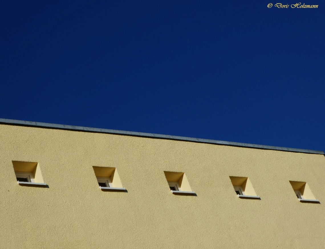 blue yellow 