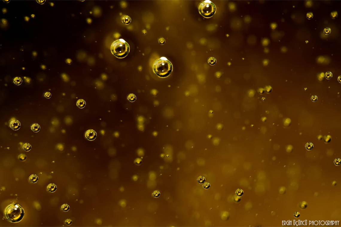 Macro Oil