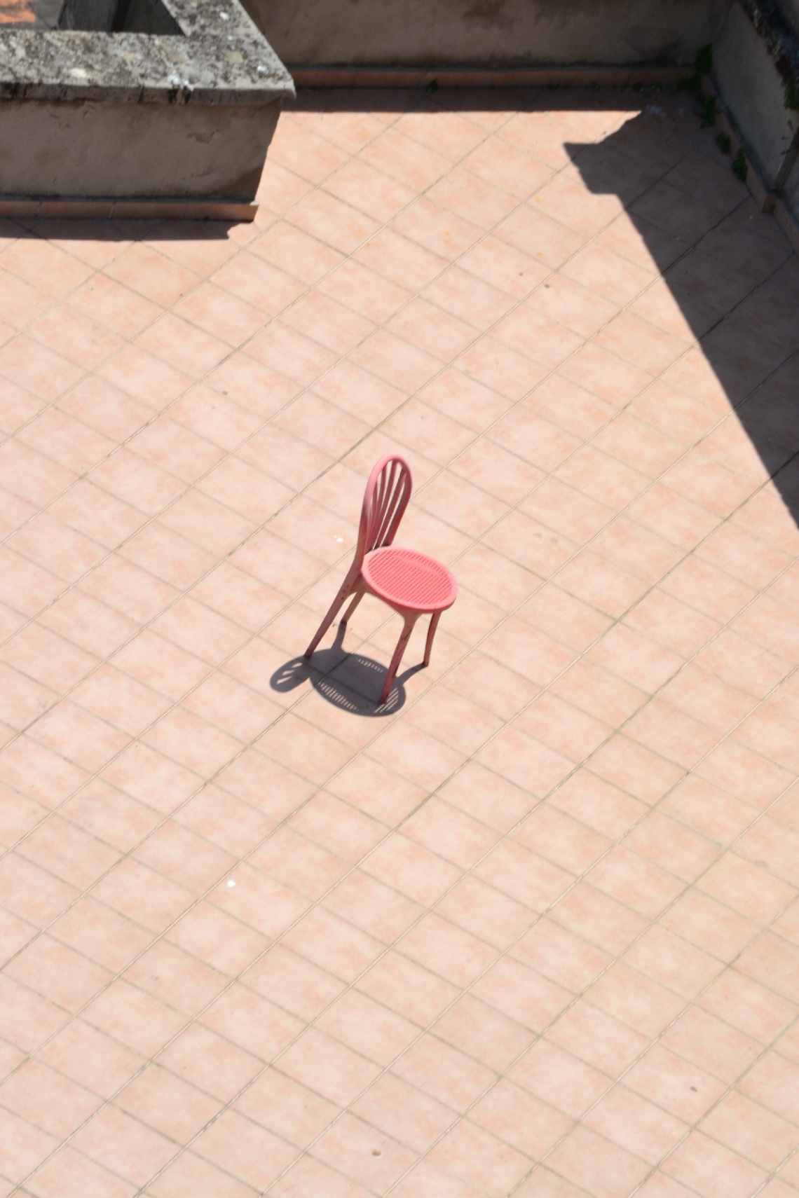 Pink 2 (the lonely chair)
