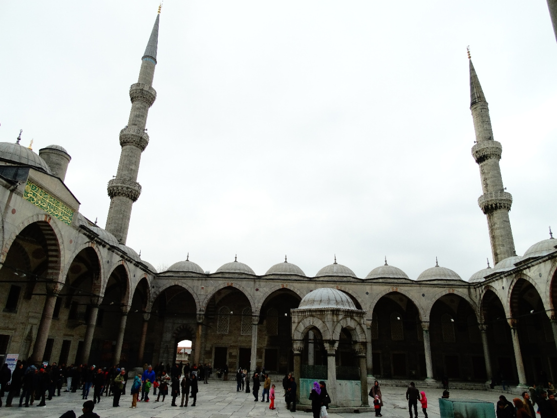 HER HALİYLE SULTANAHMET