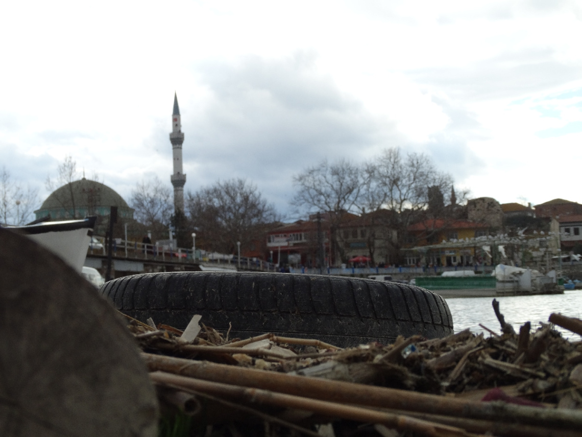FARKLI BİR AÇIDAN GÖLYAZI