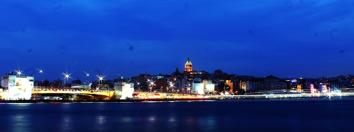 İstanbul Galata Külesi Ve Manzarası