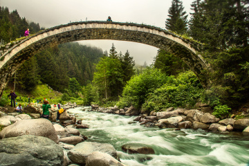 Çad Vadisi.ÇAMLIHEMŞİN