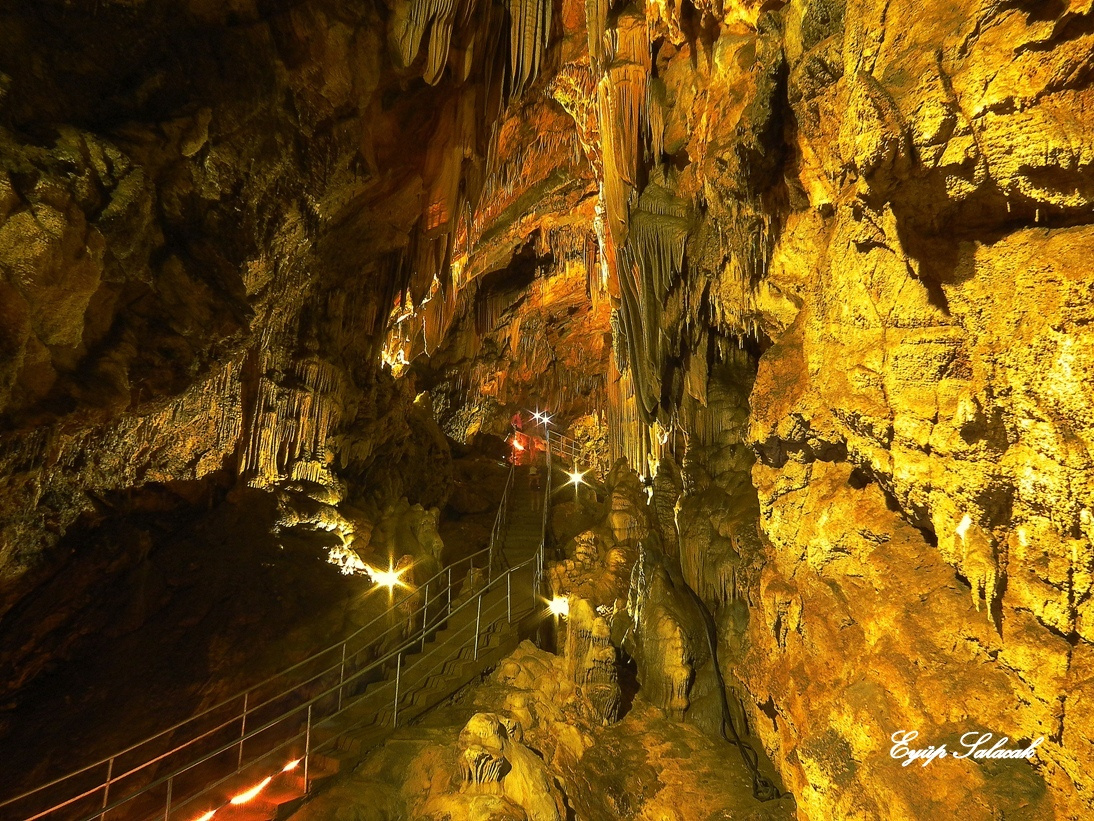Dim Mağarası-Alanya