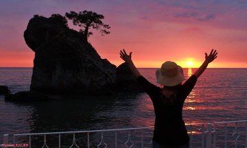 Saying Goodbye to The Sun...