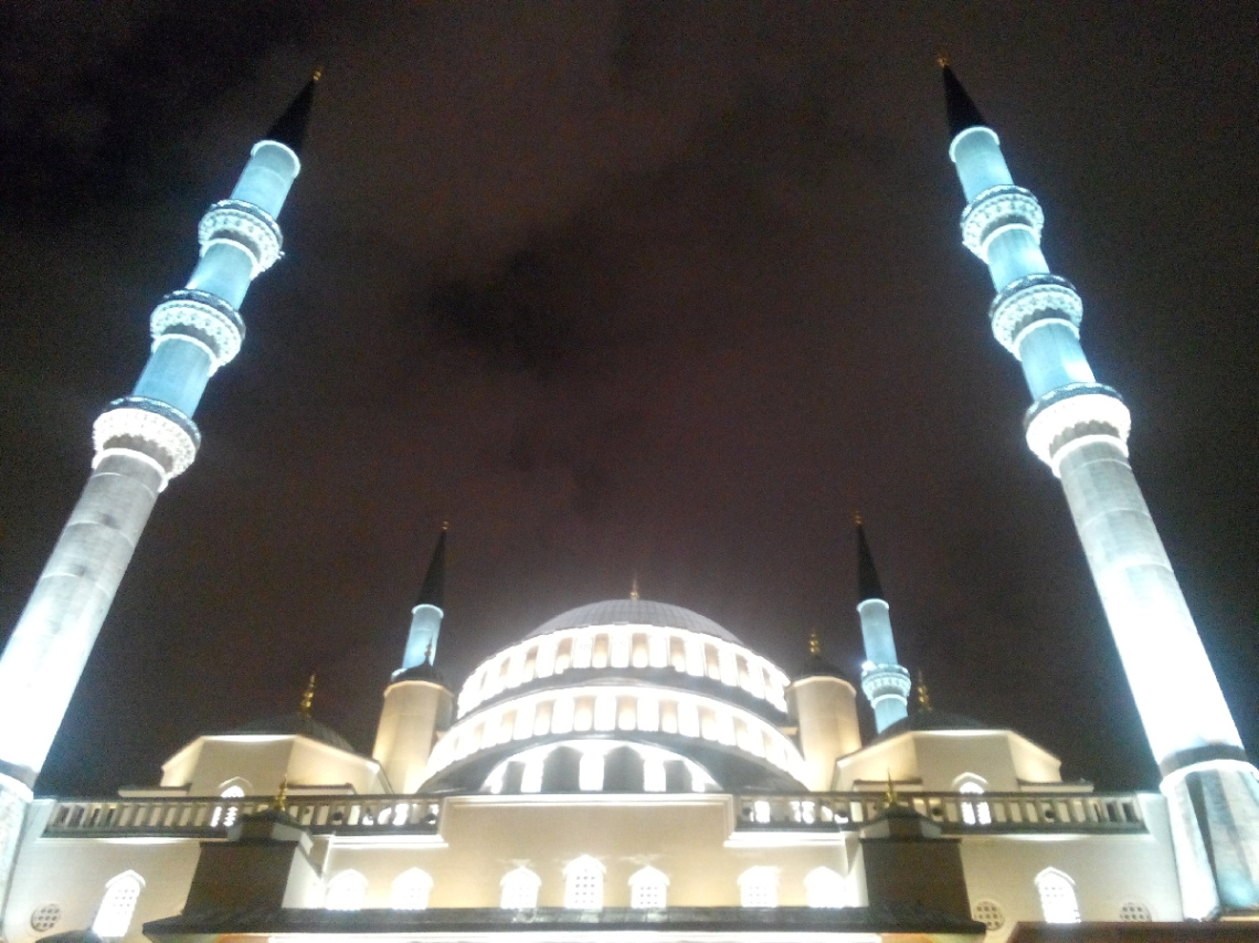 ANKARA KOCATEPE CAMİİ