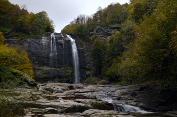 SUUÇTU ŞELALESİ.................