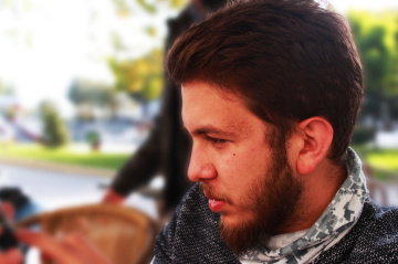 Yanlız Adam Derin Düşünceler