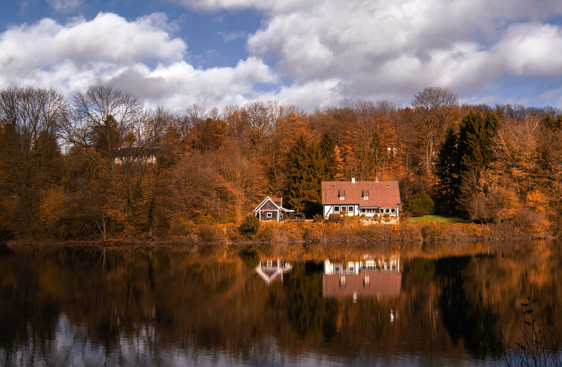 The Lake House - on the sunny side