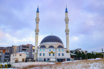 Oğlak Tepe Şehitler Camii