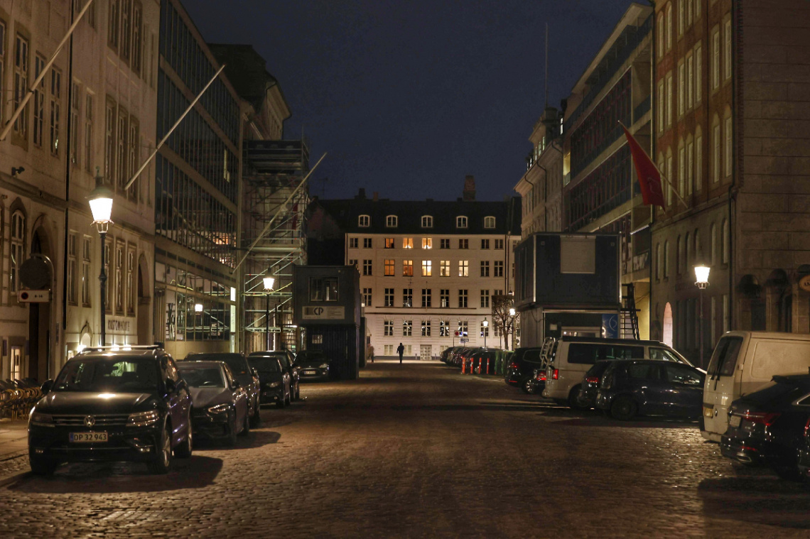 Ved Amalienborg  - København - Danmark 2023.