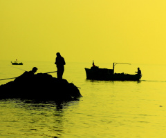 Gün batarken balıkçılar 